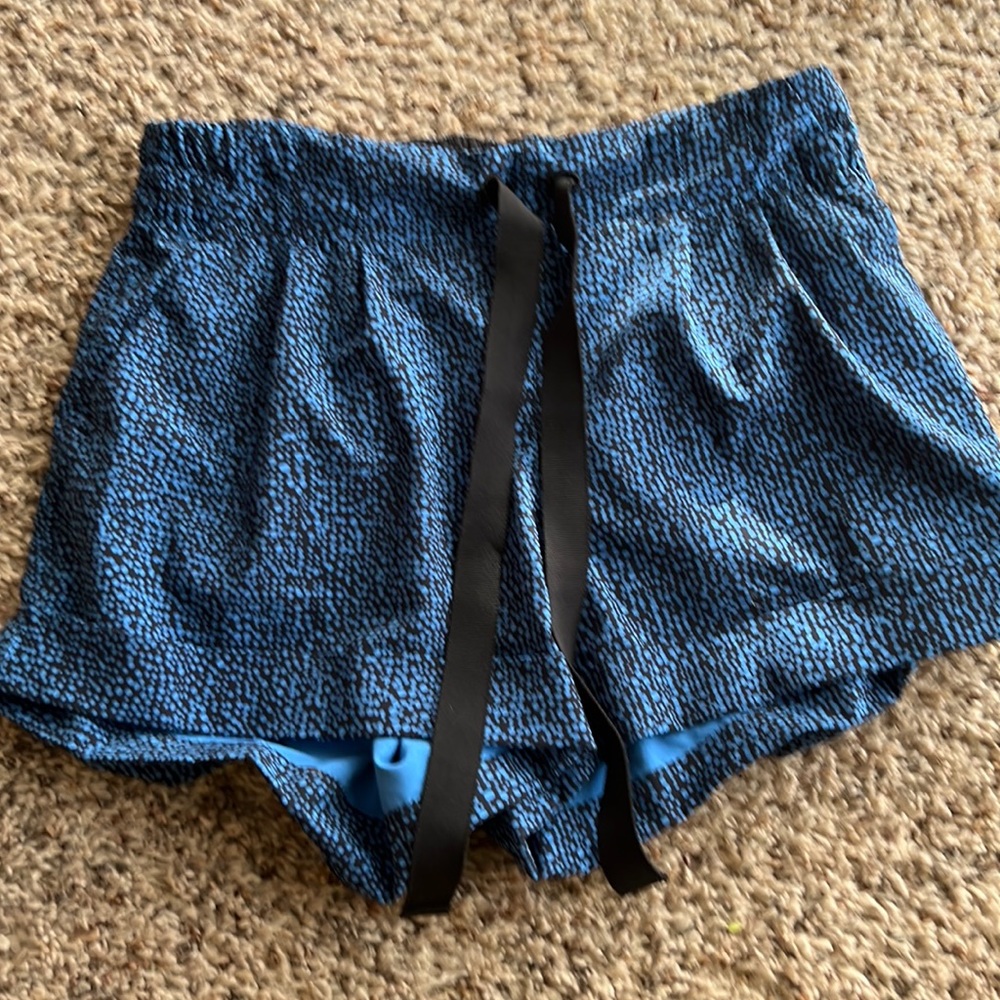 LuLu Lemon Shorts size 4